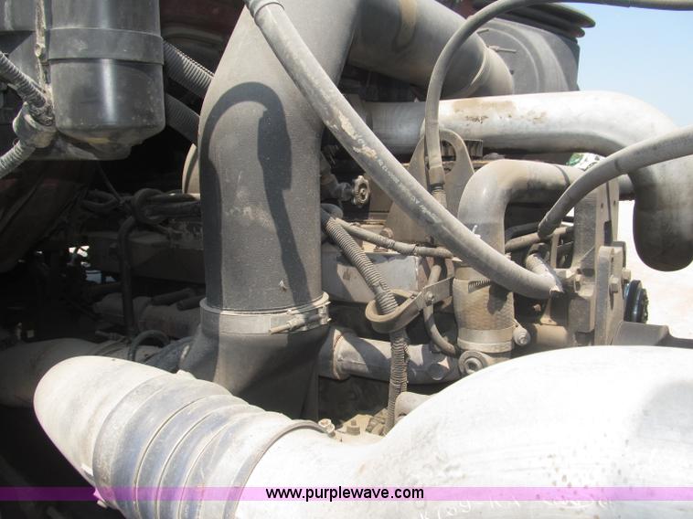 image for item F7087 1997 Ford LT9513 Louisville 113 Conventional H semi truck