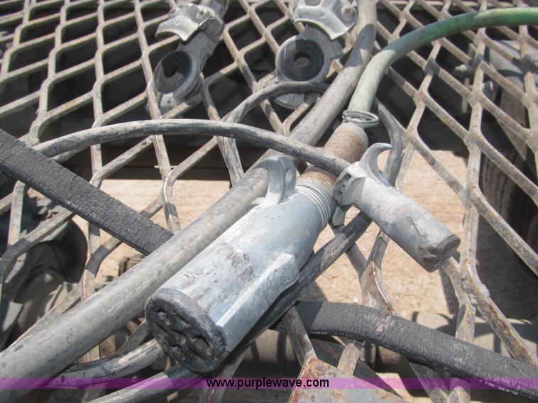 image for item F7087 1997 Ford LT9513 Louisville 113 Conventional H semi truck