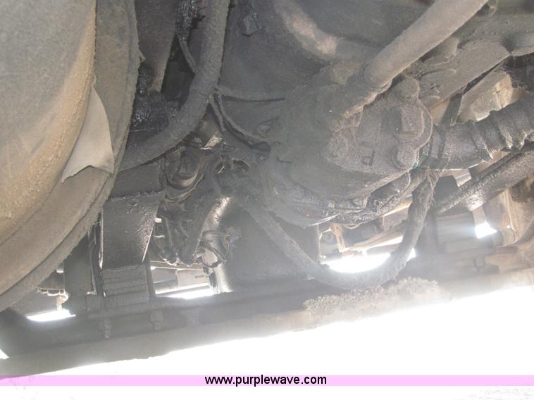 image for item F7087 1997 Ford LT9513 Louisville 113 Conventional H semi truck