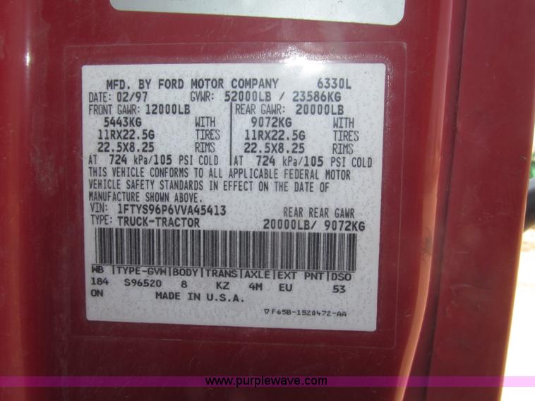 image for item F7087 1997 Ford LT9513 Louisville 113 Conventional H semi truck