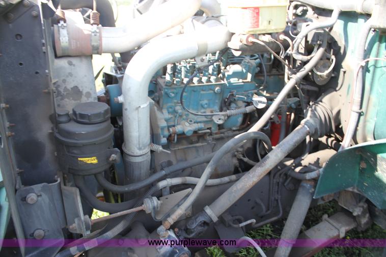 image for item G4040 1994 International 4700 box truck