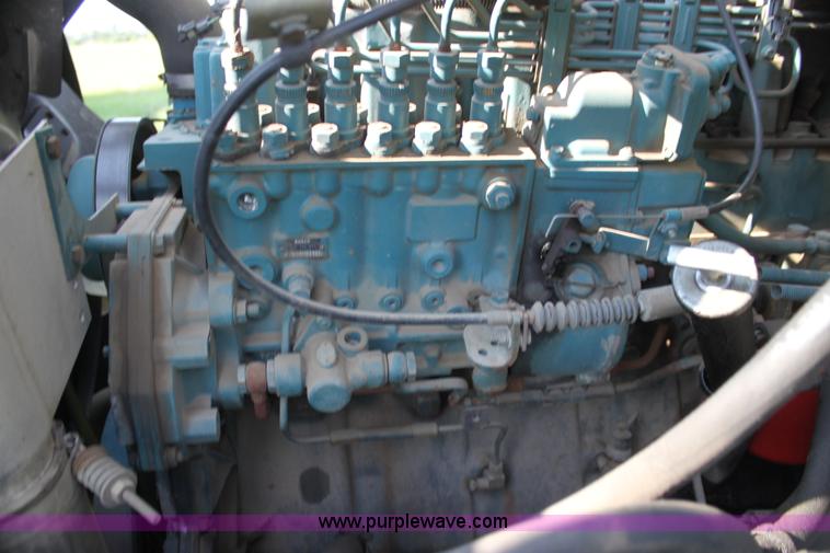 image for item G4040 1994 International 4700 box truck