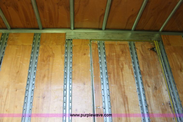 image for item G4040 1994 International 4700 box truck