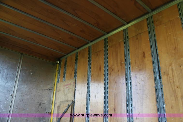 image for item G4040 1994 International 4700 box truck