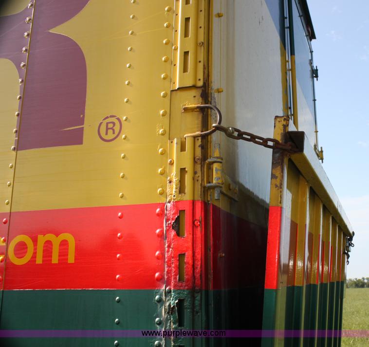 image for item G4040 1994 International 4700 box truck