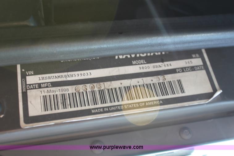 image for item G4043 1999 International 9800 Eagle semi truck