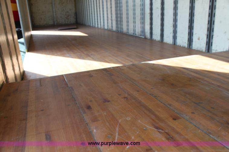 image for item G4044 1994 Kentucky 48' moving van trailer