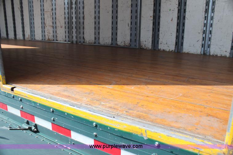 image for item G4044 1994 Kentucky 48' moving van trailer