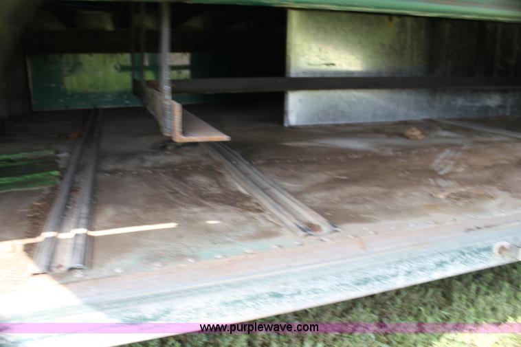 image for item G4044 1994 Kentucky 48' moving van trailer