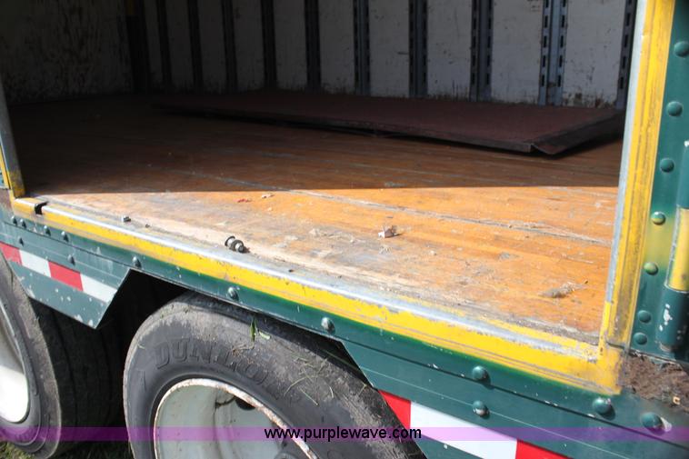 image for item G4044 1994 Kentucky 48' moving van trailer