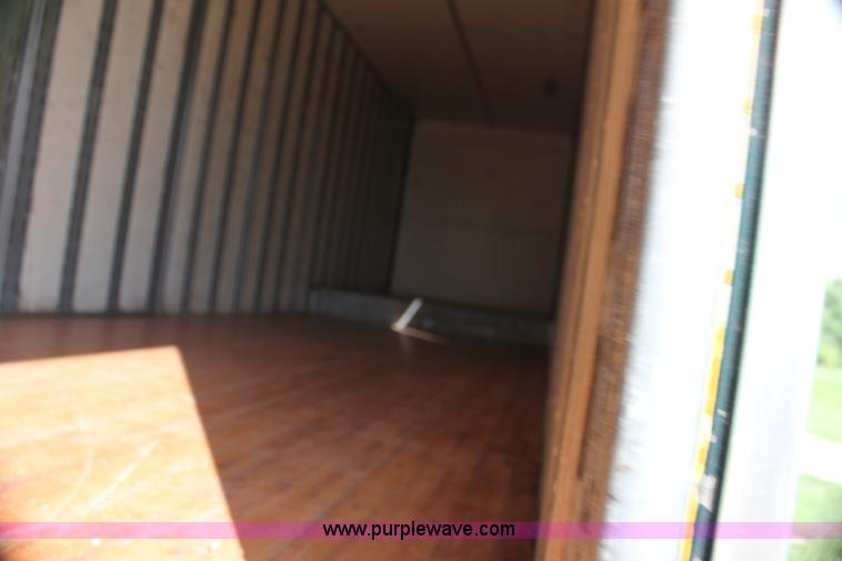 image for item G4044 1994 Kentucky 48' moving van trailer