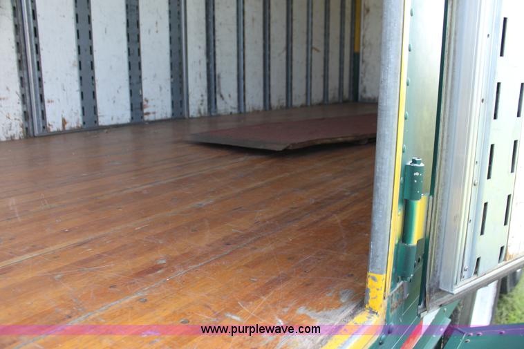 image for item G4044 1994 Kentucky 48' moving van trailer