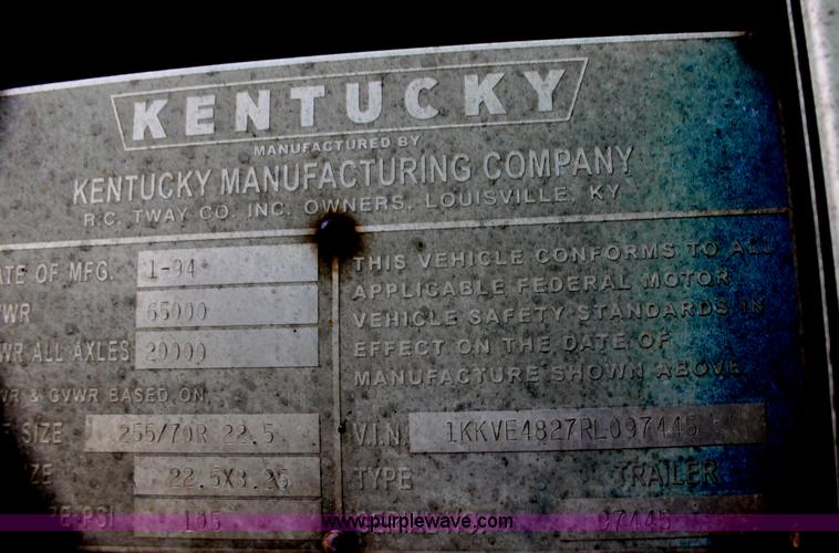 image for item G4044 1994 Kentucky 48' moving van trailer