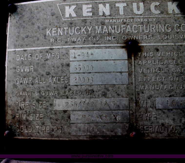 image for item G4044 1994 Kentucky 48' moving van trailer