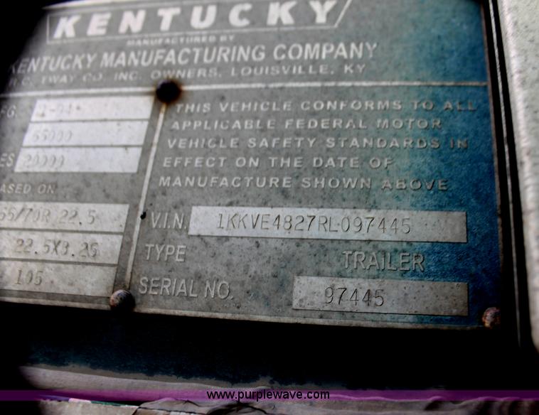 image for item G4044 1994 Kentucky 48' moving van trailer