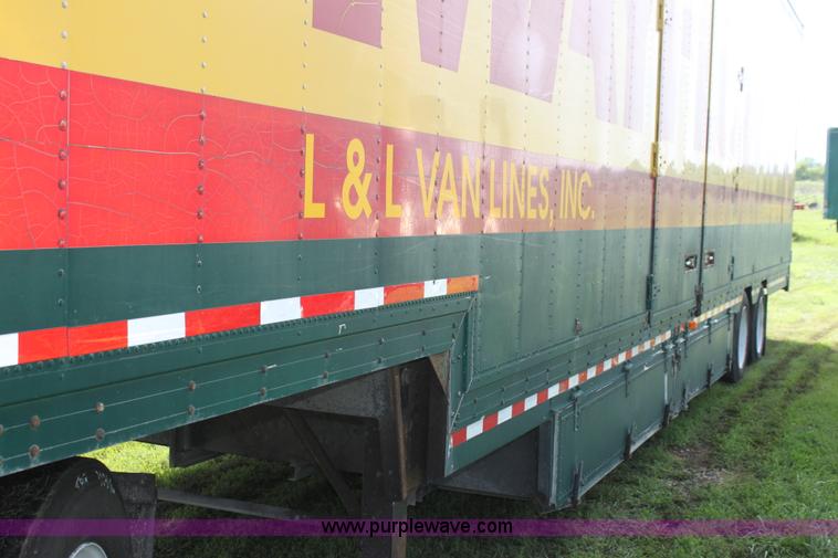 image for item G4044 1994 Kentucky 48' moving van trailer