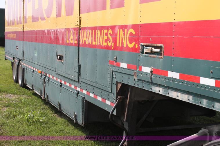 image for item G4044 1994 Kentucky 48' moving van trailer