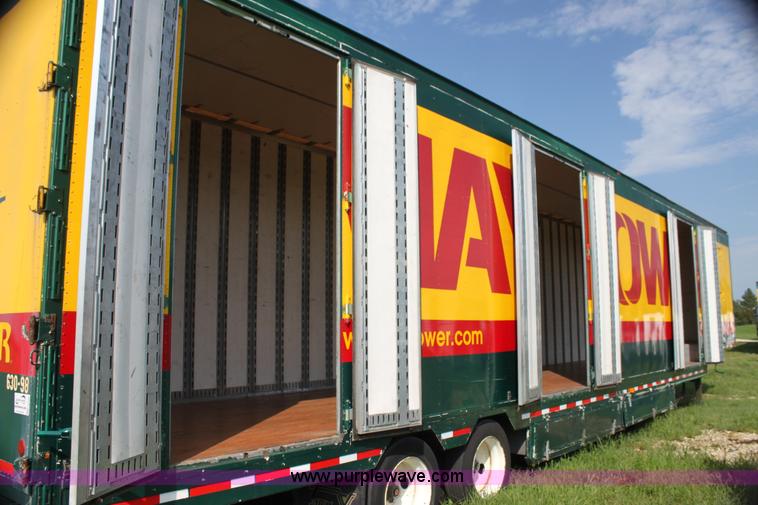 image for item G4045 1999 Kentucky 53' moving van trailer