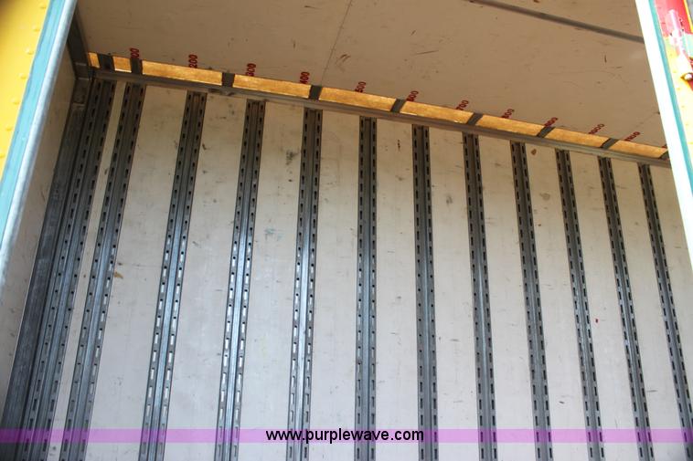 image for item G4045 1999 Kentucky 53' moving van trailer