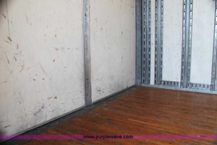 image for item G4045 1999 Kentucky 53' moving van trailer