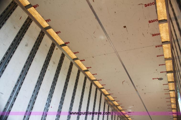 image for item G4045 1999 Kentucky 53' moving van trailer