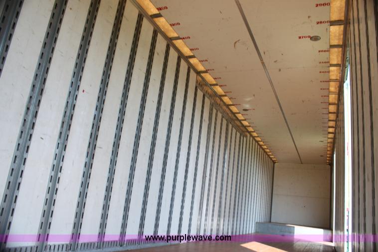 image for item G4045 1999 Kentucky 53' moving van trailer