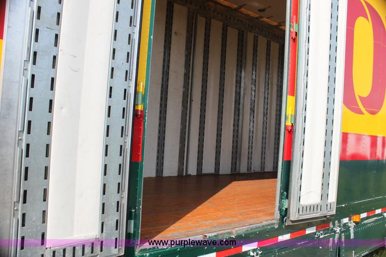 image for item G4045 1999 Kentucky 53' moving van trailer