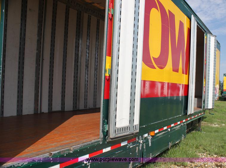 image for item G4045 1999 Kentucky 53' moving van trailer