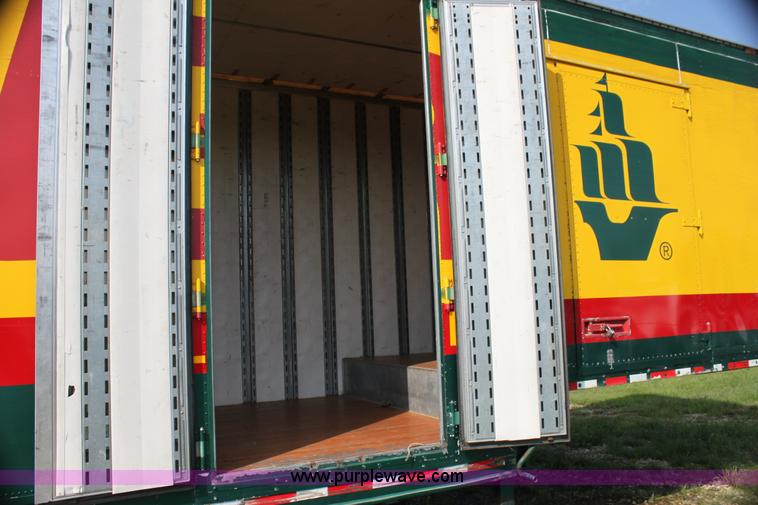 image for item G4045 1999 Kentucky 53' moving van trailer