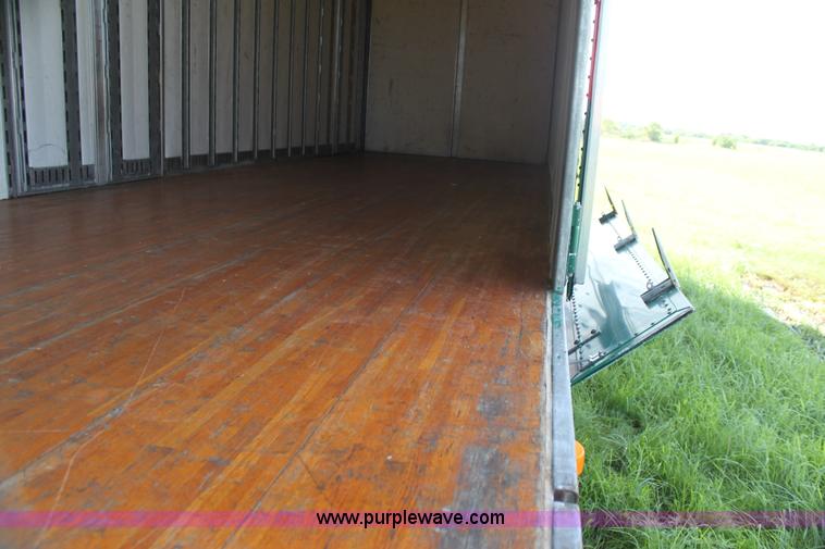 image for item G4045 1999 Kentucky 53' moving van trailer