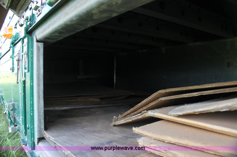 image for item G4045 1999 Kentucky 53' moving van trailer