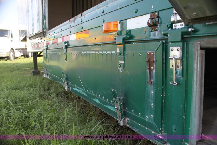 image for item G4045 1999 Kentucky 53' moving van trailer