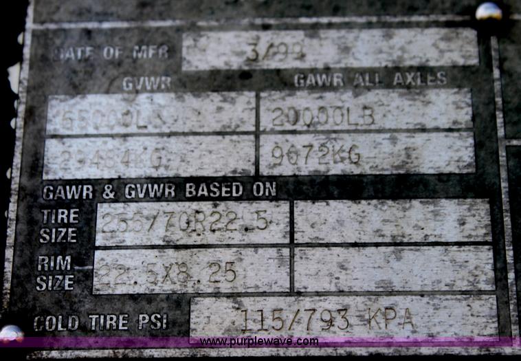 image for item G4045 1999 Kentucky 53' moving van trailer