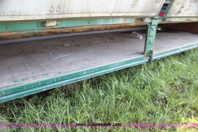 image for item G4047 1989 Dorsey 48' moving van trailer