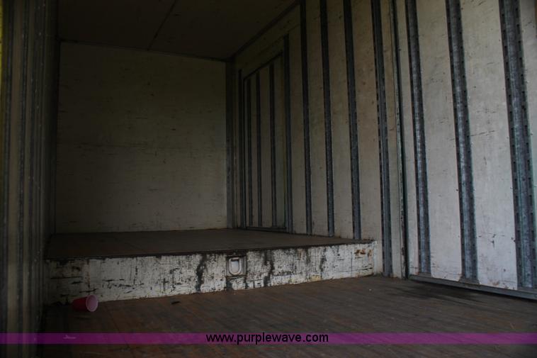 image for item G4047 1989 Dorsey 48' moving van trailer