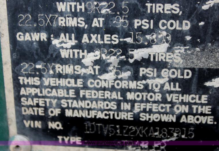 image for item G4047 1989 Dorsey 48' moving van trailer