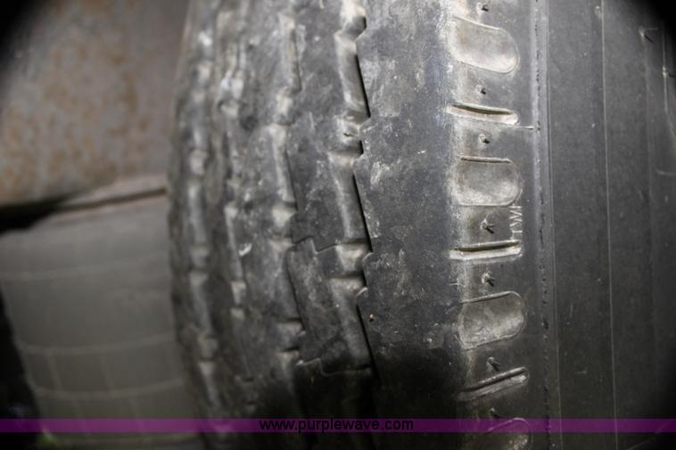 image for item G4047 1989 Dorsey 48' moving van trailer