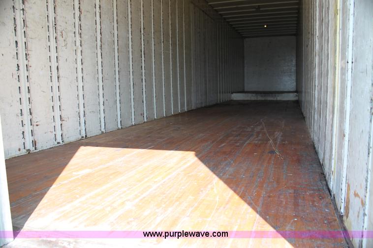 image for item G4048 1984 Kentucky 48' moving van trailer