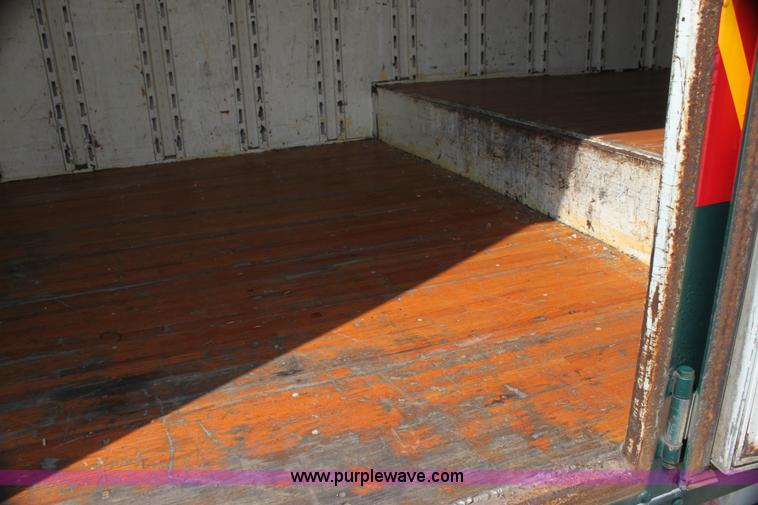 image for item G4048 1984 Kentucky 48' moving van trailer