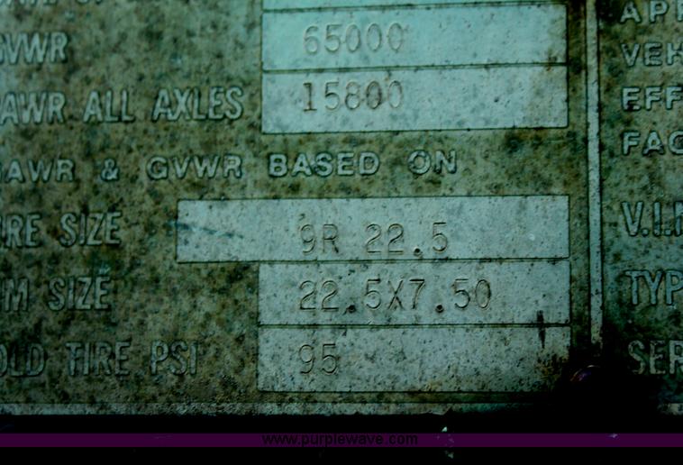 image for item G4048 1984 Kentucky 48' moving van trailer