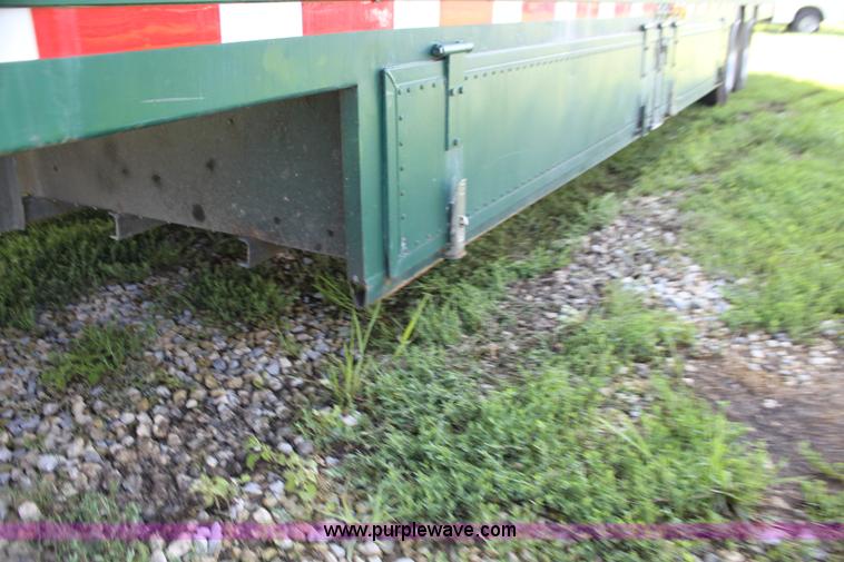 image for item G4048 1984 Kentucky 48' moving van trailer