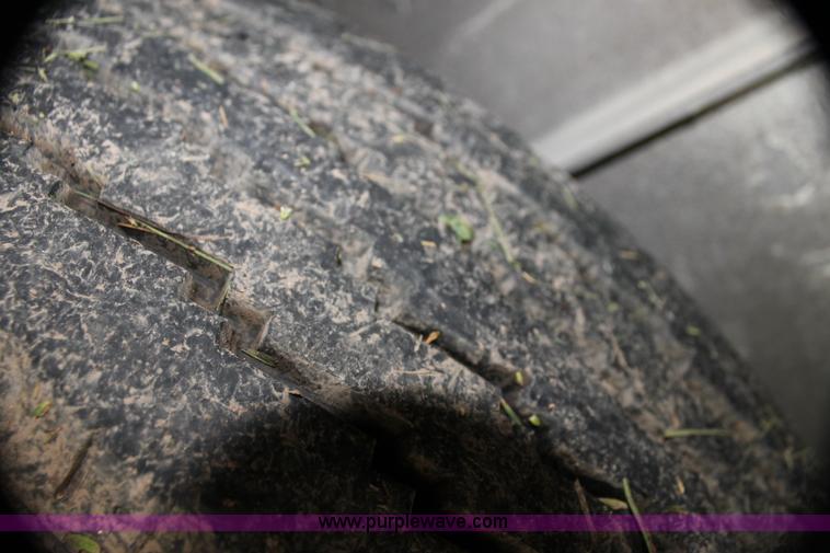 image for item G4048 1984 Kentucky 48' moving van trailer