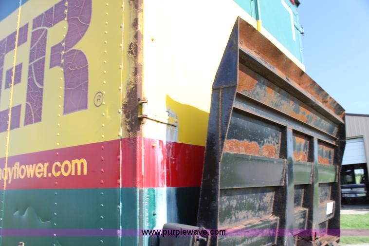 image for item G4054 1991 International 4700 box truck