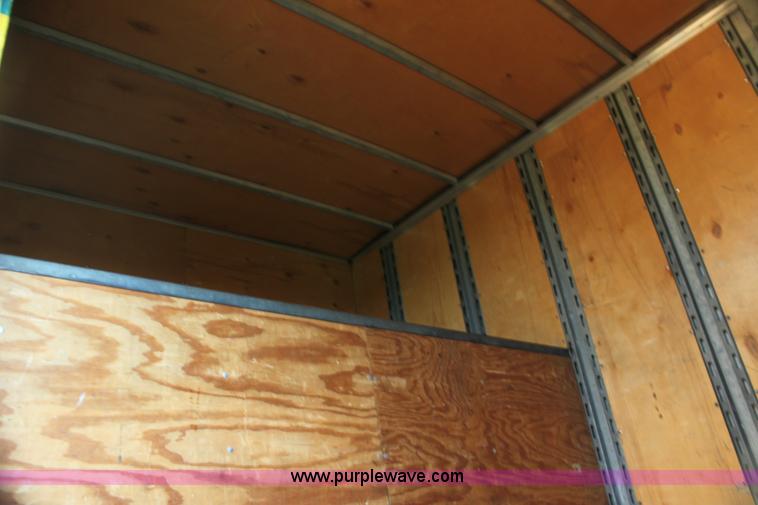 image for item G4054 1991 International 4700 box truck