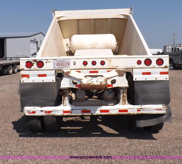 image for item I7626 2000 Ranco belly dump trailer