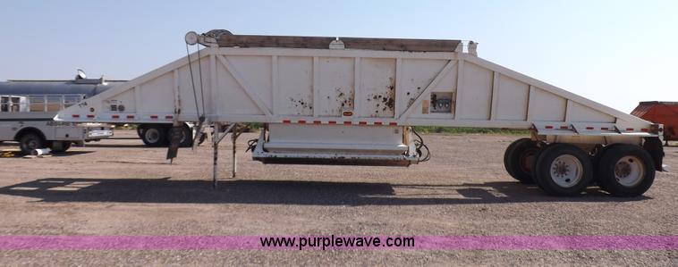 image for item I7626 2000 Ranco belly dump trailer