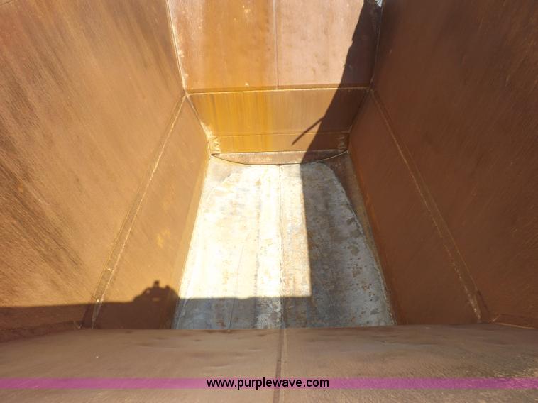 image for item I7626 2000 Ranco belly dump trailer