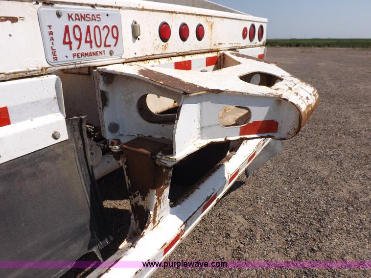 image for item I7626 2000 Ranco belly dump trailer