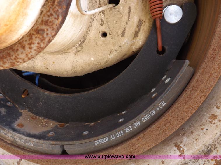 image for item I7626 2000 Ranco belly dump trailer