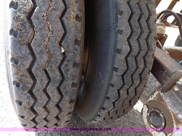 image for item I7626 2000 Ranco belly dump trailer